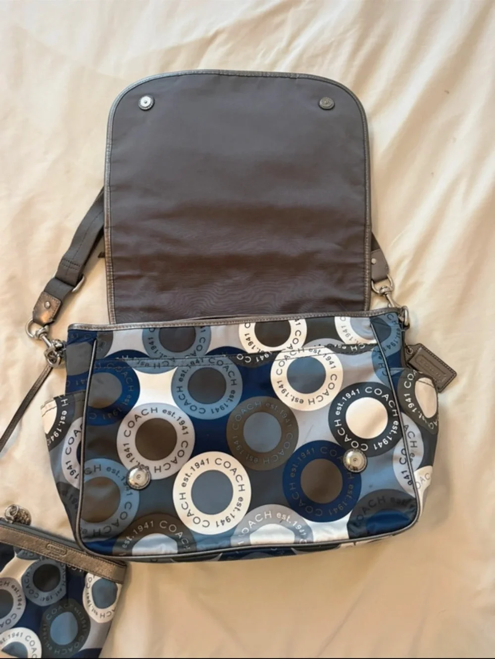 Coach shoulder bag