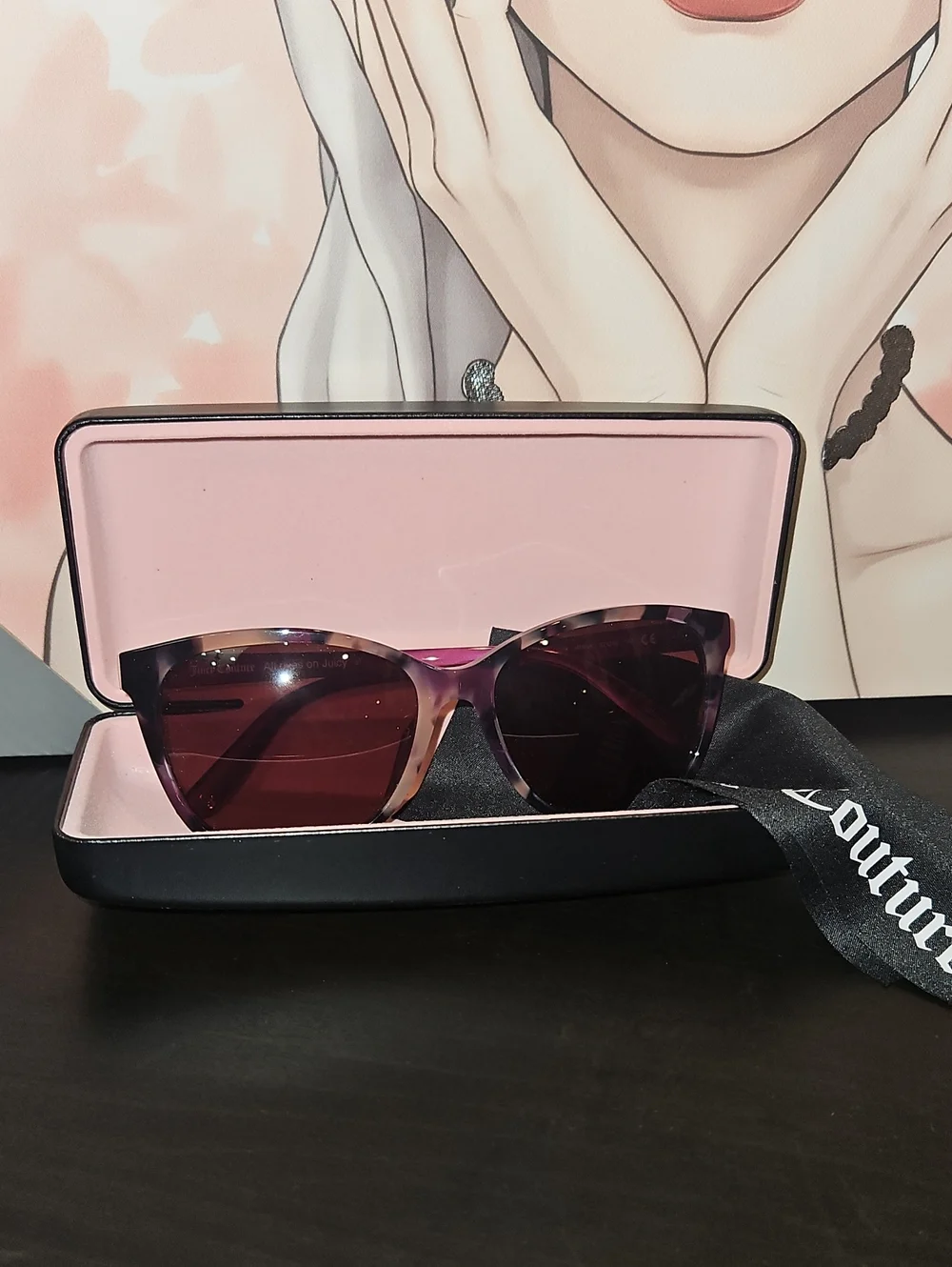Juicy Couture making touch brand