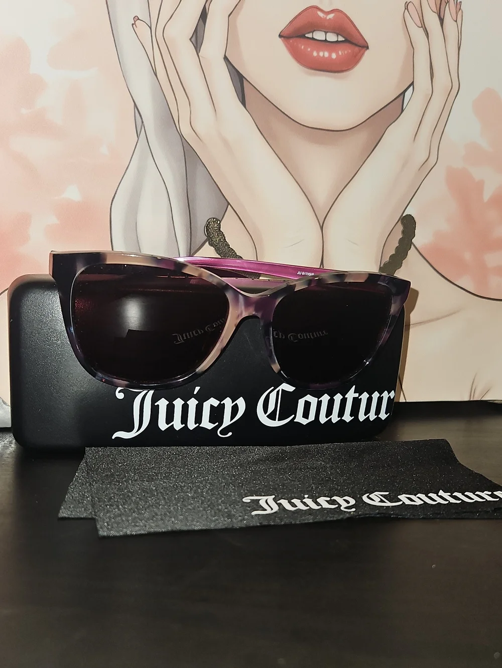 Juicy Couture cleaning nwot silhouette