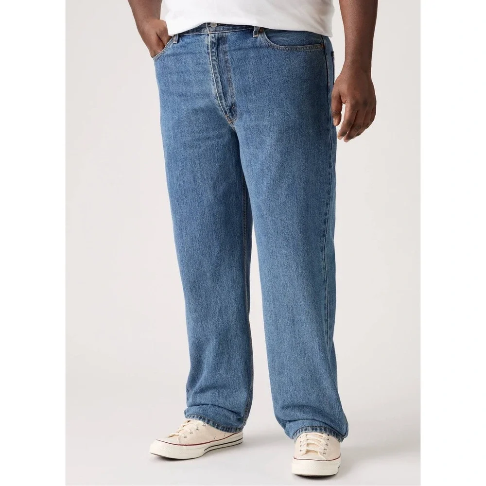 Levi's 550 Relaxed Fit Tapered Leg Medium Wash‎ Blue Jeans Size 50x30, NWT