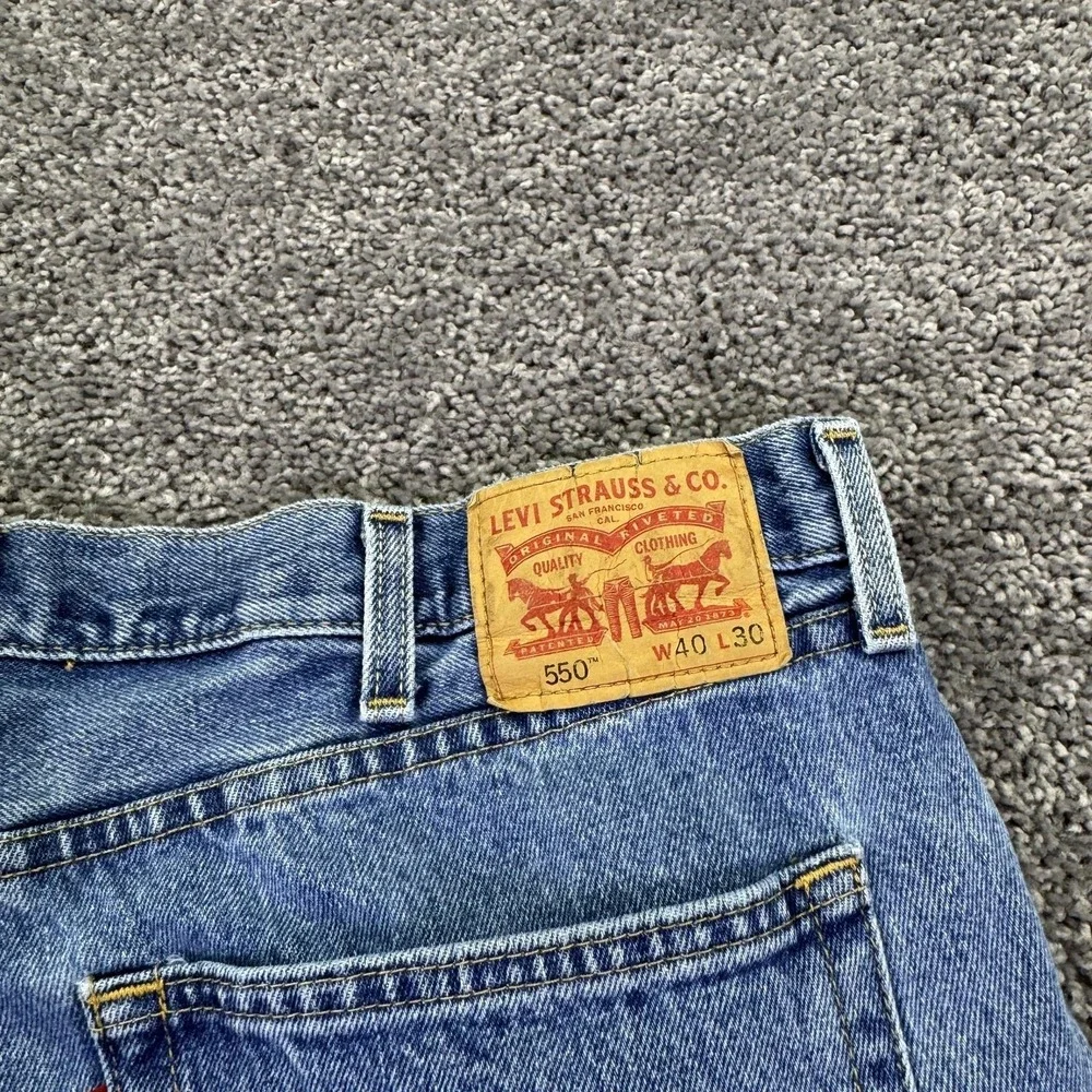 Levis spots any pet