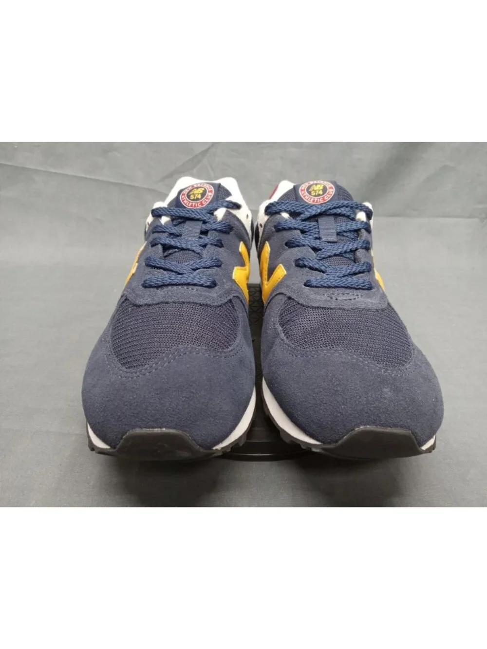 New Balance 574 Athletic Sneakers GC574HW1 Blue Boys Size 6.5 FLOOR MODEL!