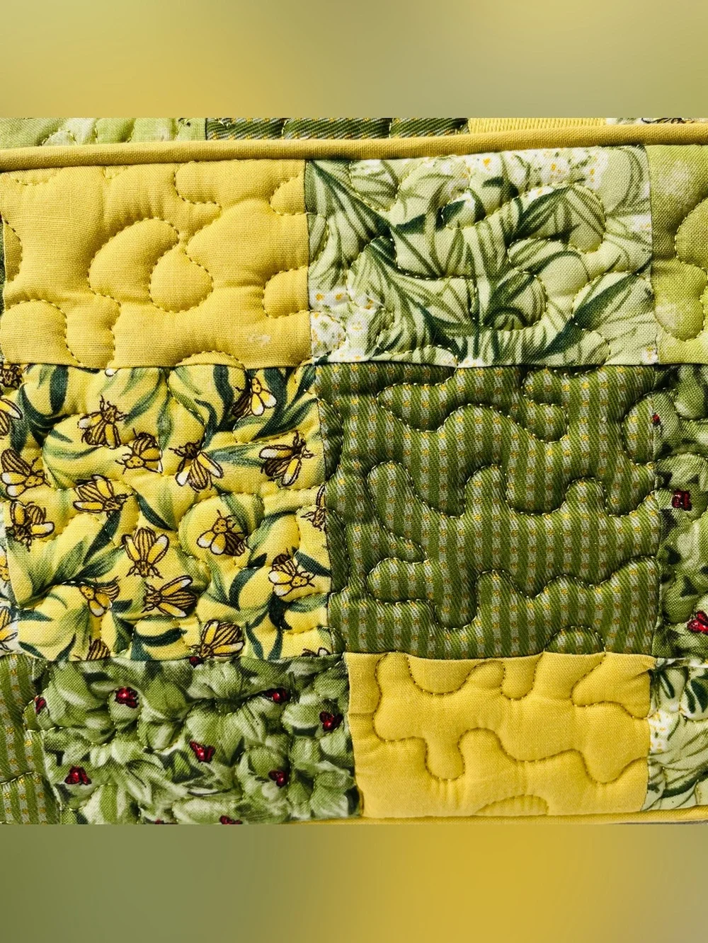 Donna stylish quilted