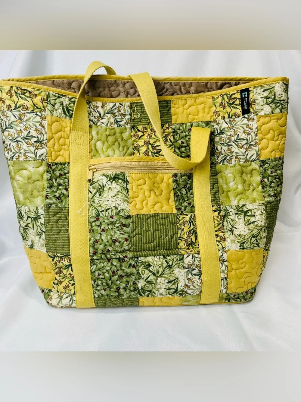 Donna stylish quilted