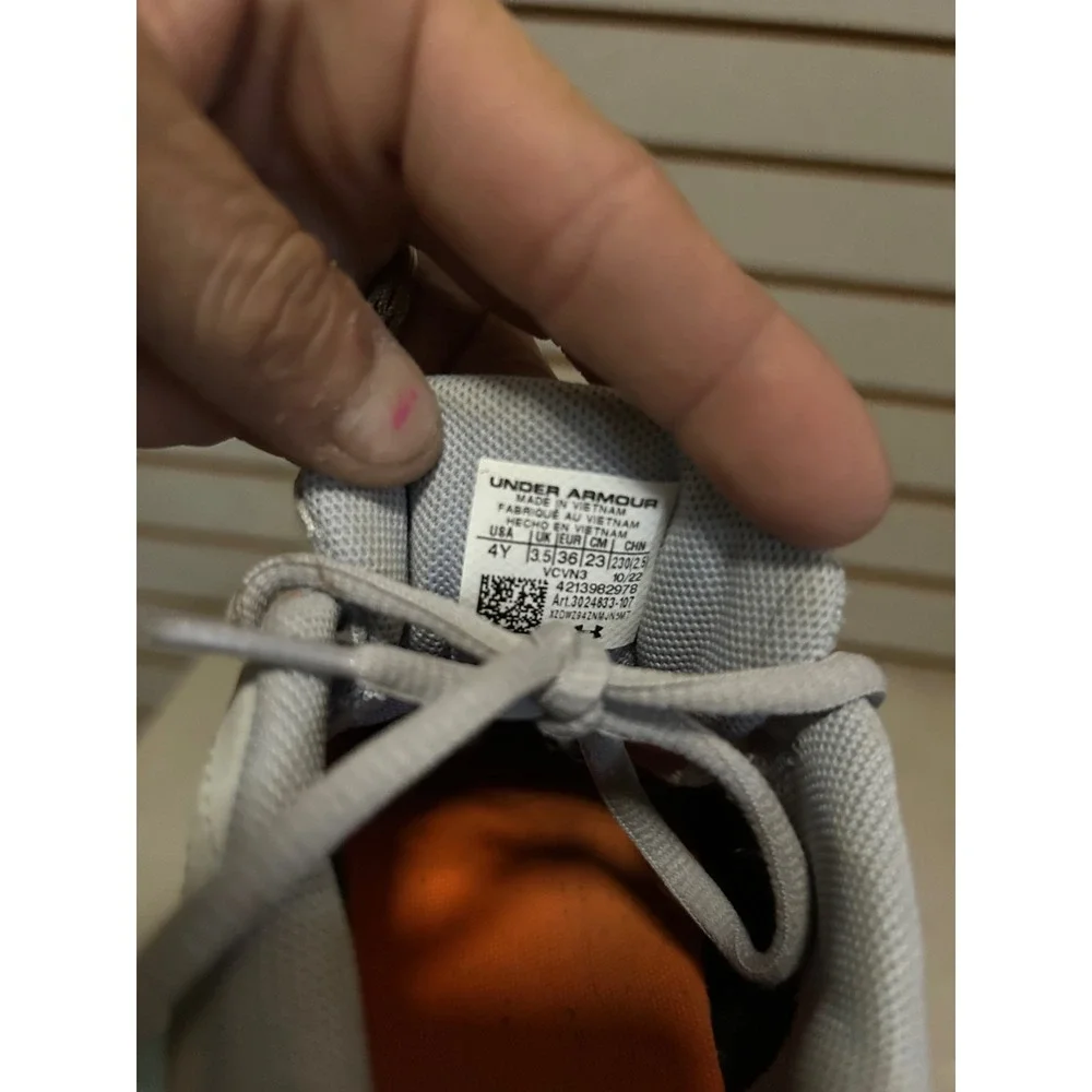 Under Armour zones keywords