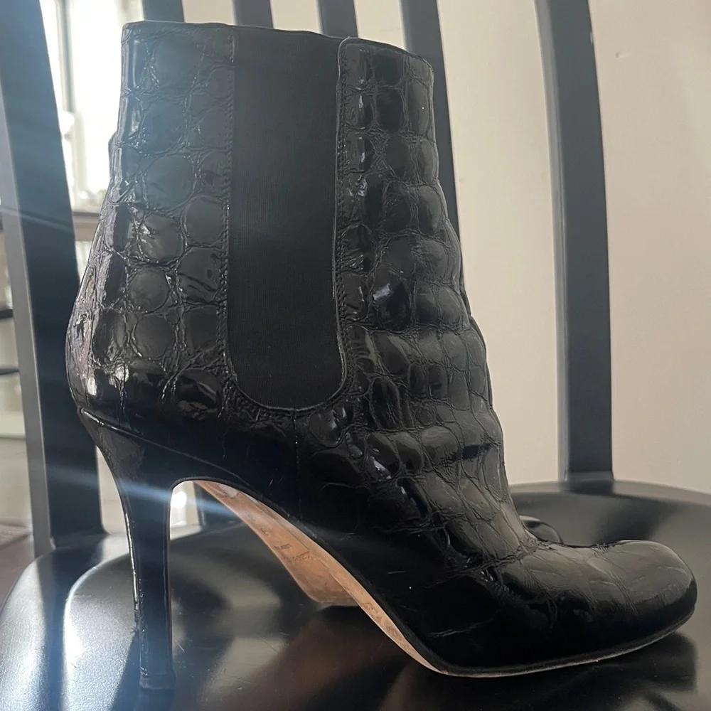 Kate Spade Black Patent Leather Ankle Boots sz 8