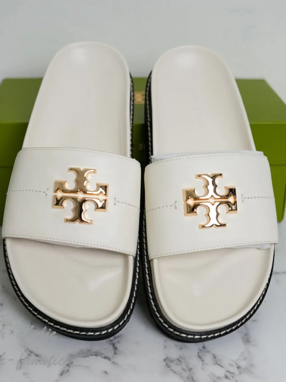 NIB Tory Burch Everly Anatomic Lug Nappa Leather Slide Sandal in Ivory/Black