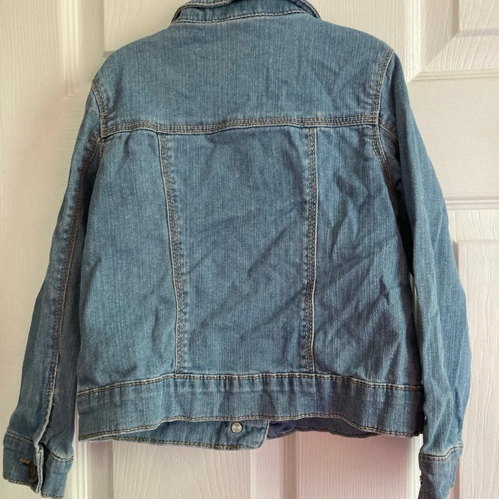 Girl’s jean jacket.