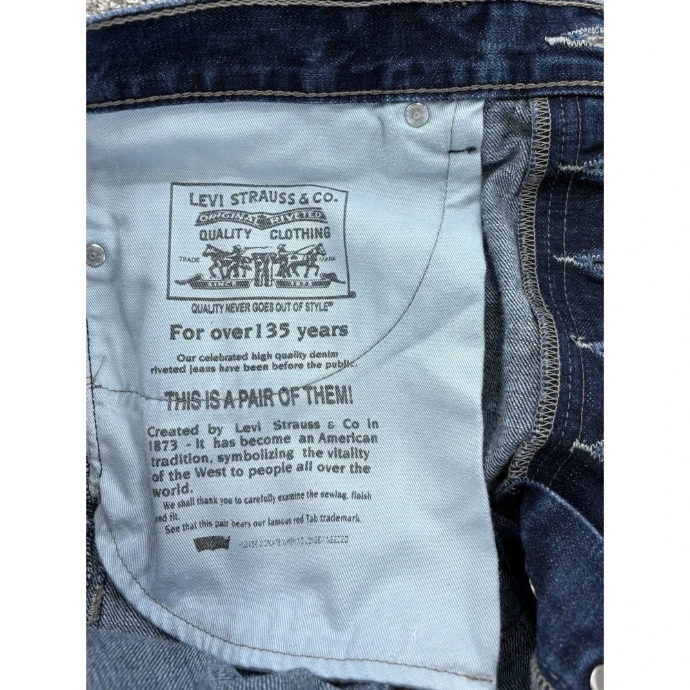 Levis excellent pre