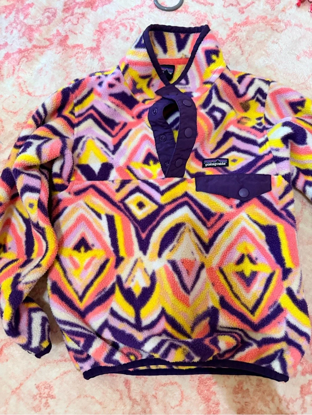 Patagonia Fleece Pullover in Pink, Yellow & Purple Geometric Print