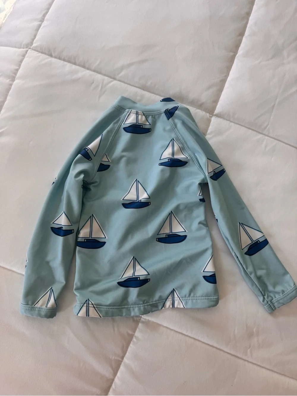 Kids' Light Blue Sailboat Long-Sleeve Rash Guard with Front Zip