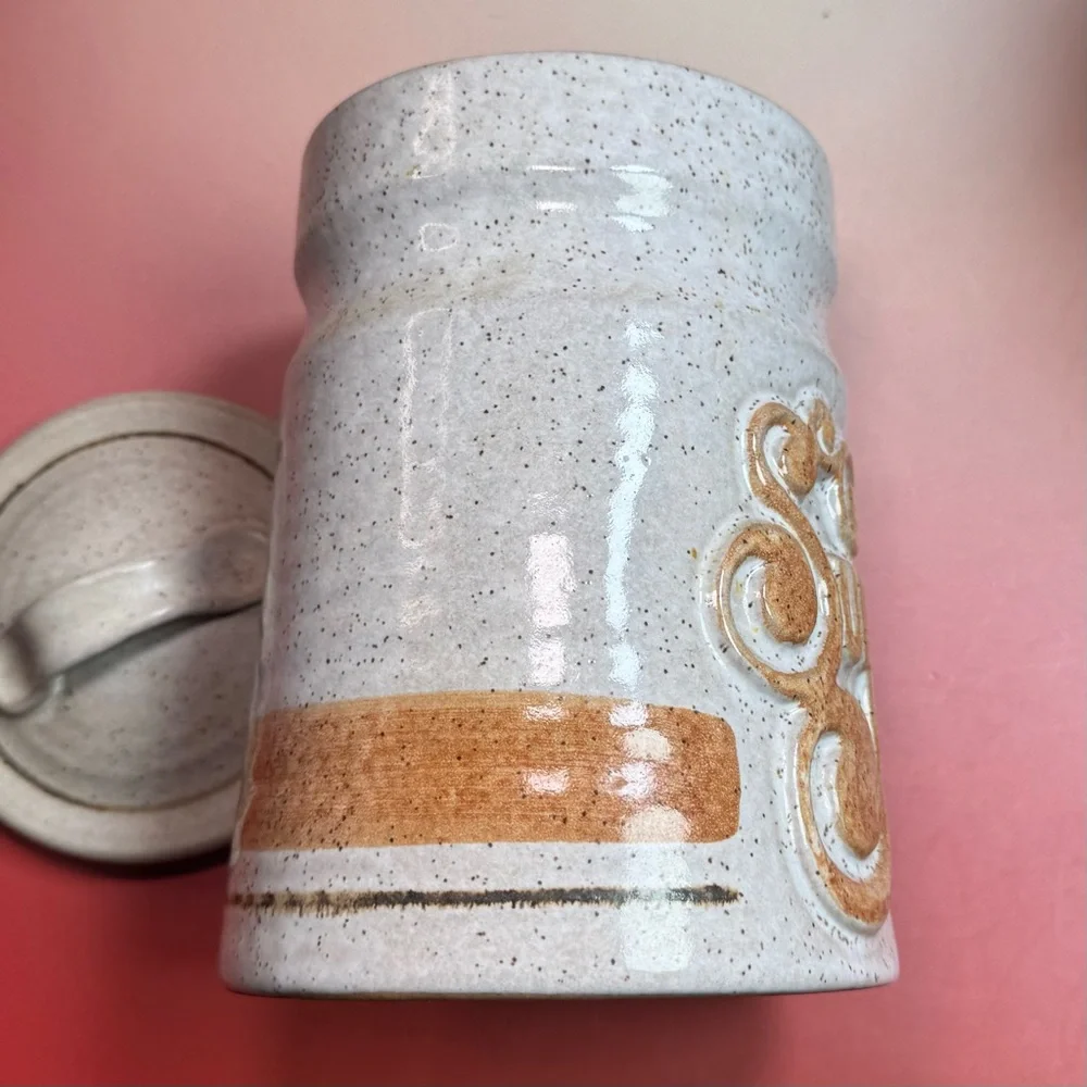 Vintage 1970’s earthware
