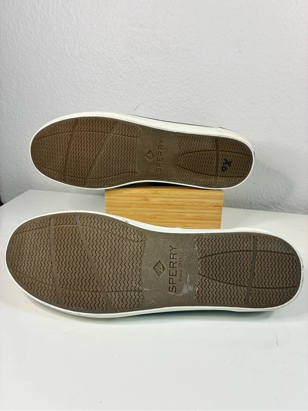 Sperry top sider