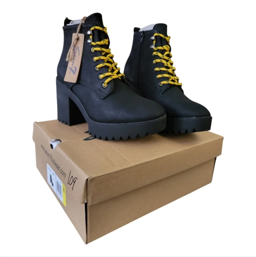 Seven black flatiron platform boot Womens Size 8 New‎