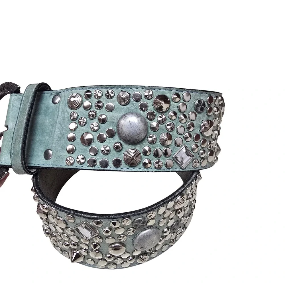 Chad Calvin Designs captures serves