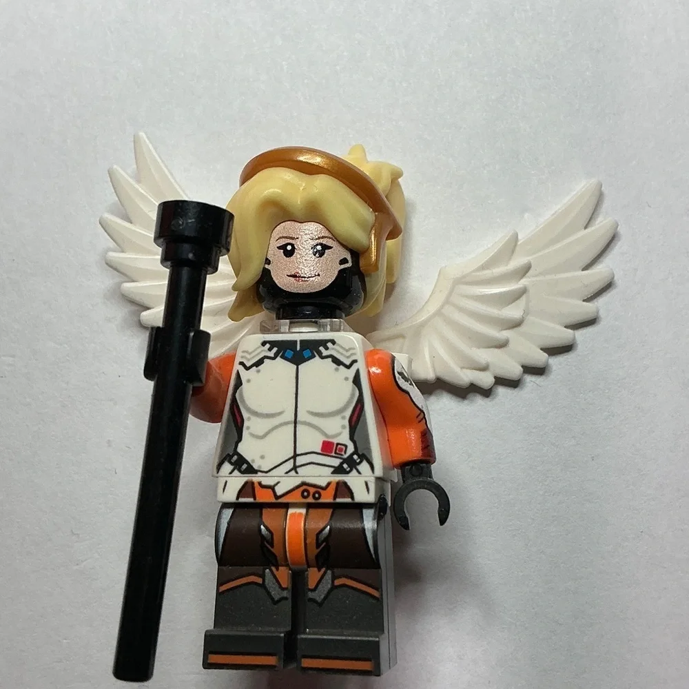 Overwatch Mercy Minifigure Angela Ziegler Field Medic Angel