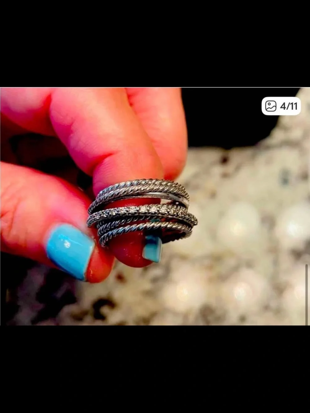 David Yurman features metal ring