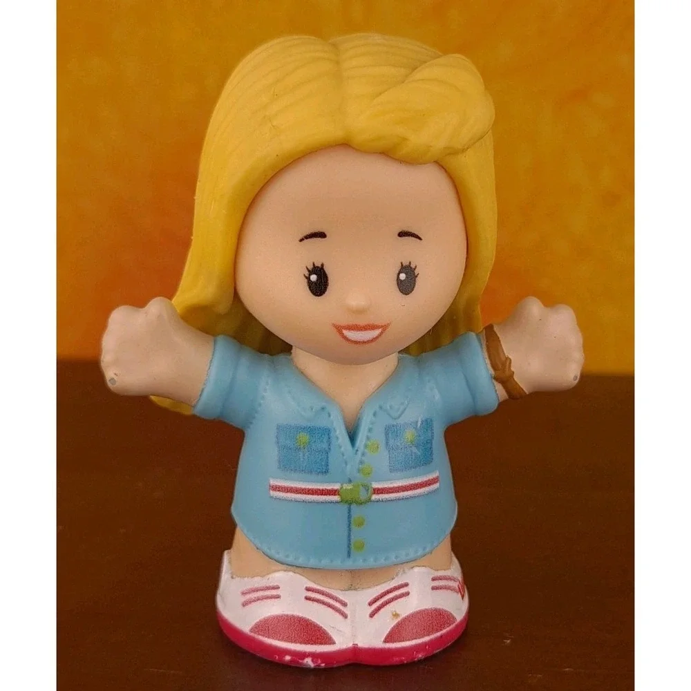 Fisher‎ Price Little People  Barbie Dreamhouse  Girl Blonde Hair And Blue Shirt