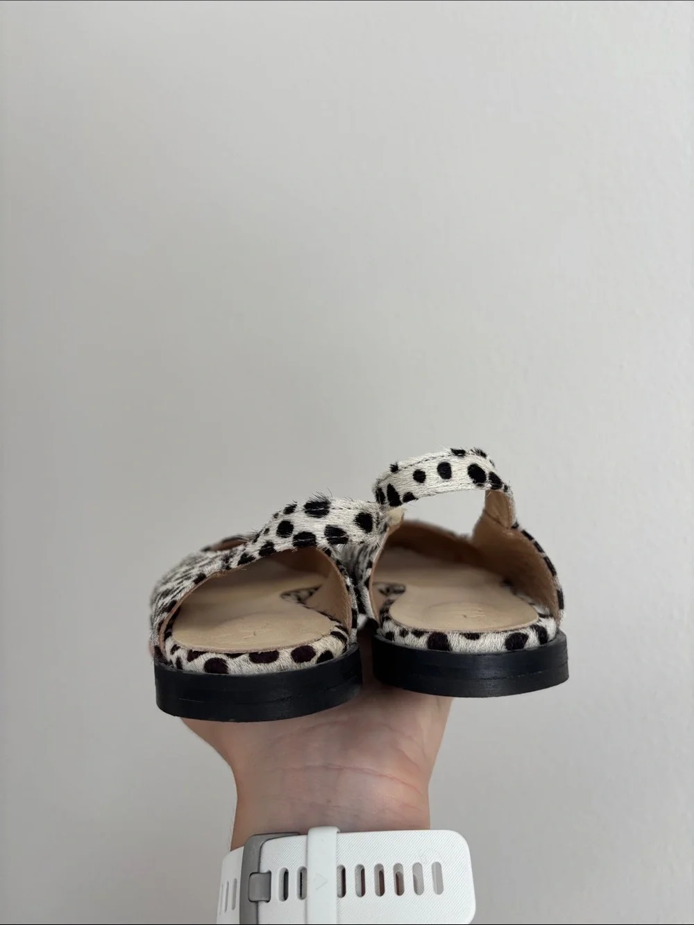 Amria pointy-toe slingback flats with calf hair animal print size EU 36