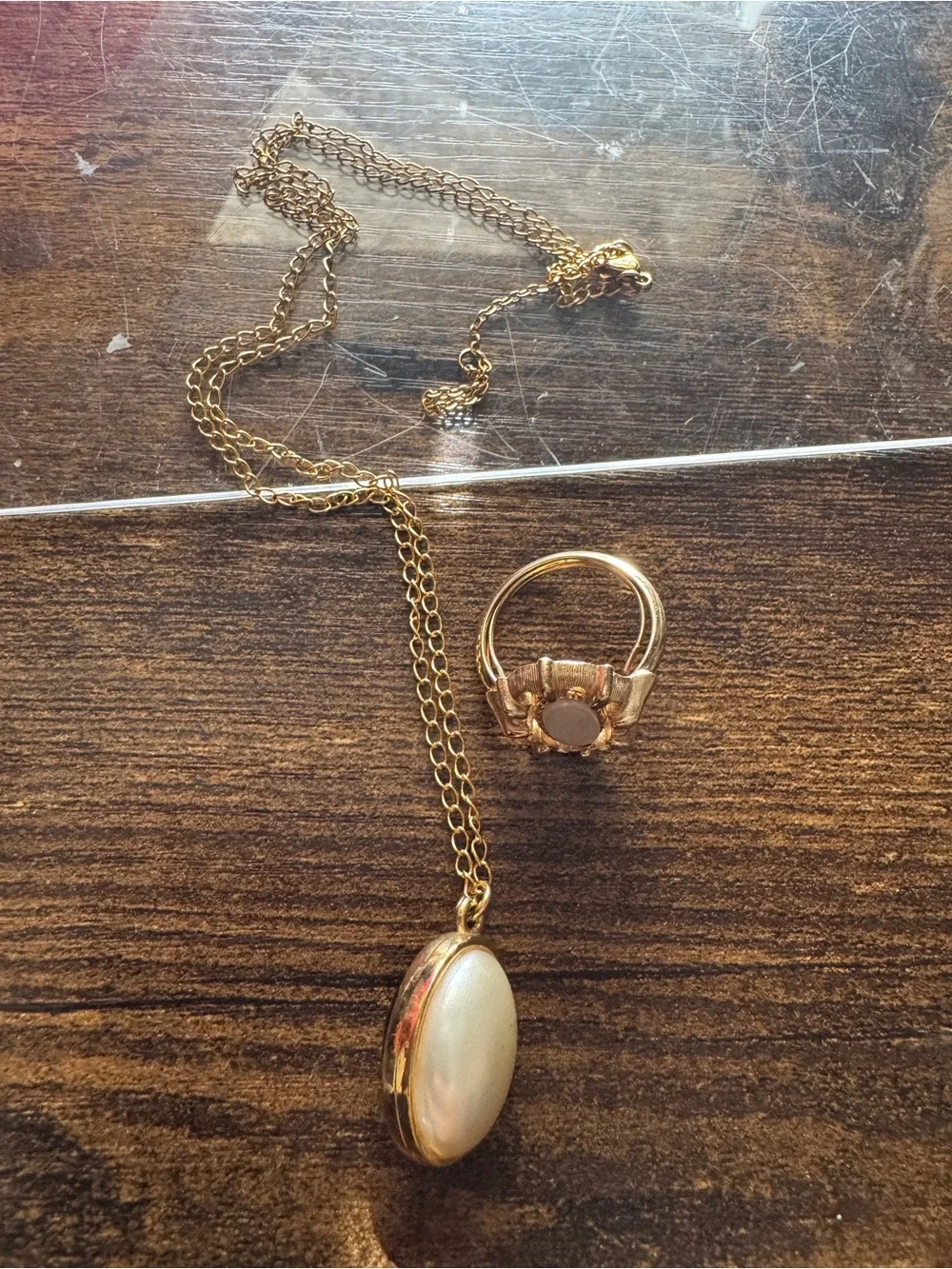 Rare Avon reversible ring size 8 and reversible necklace bundle