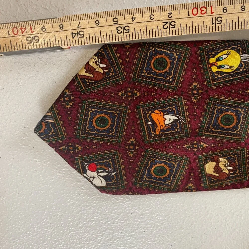 Looney Tunes Mania this vintage