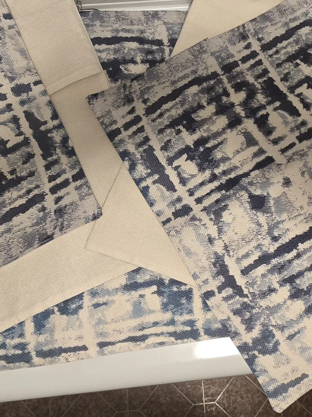 N/A pillow covers