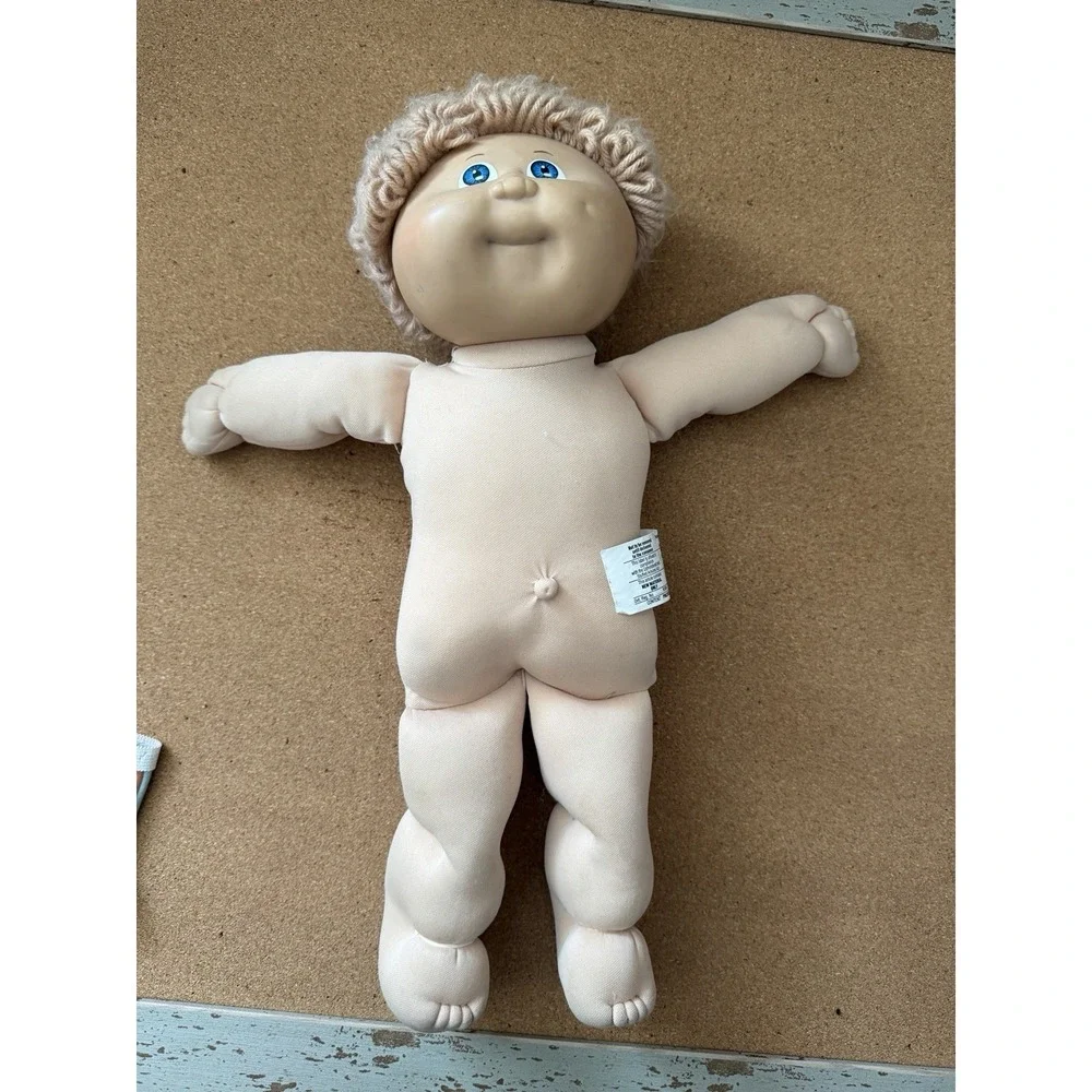 Cabbage Patch Kids 1980s‎ Football Boy Doll Red Jersey Blue Eyes