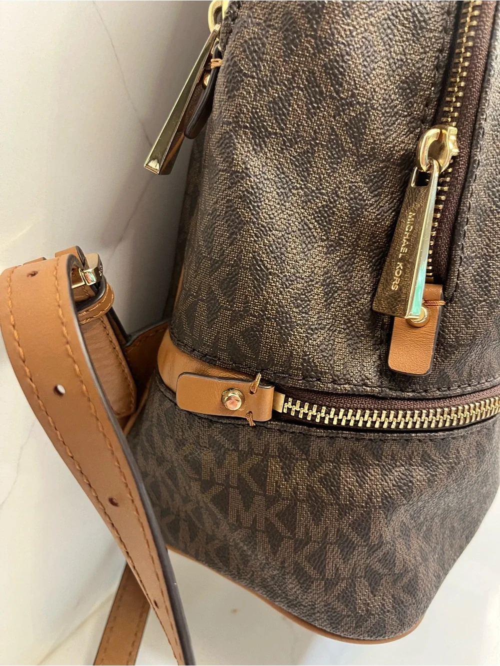 Michael Kors beautiful please classic