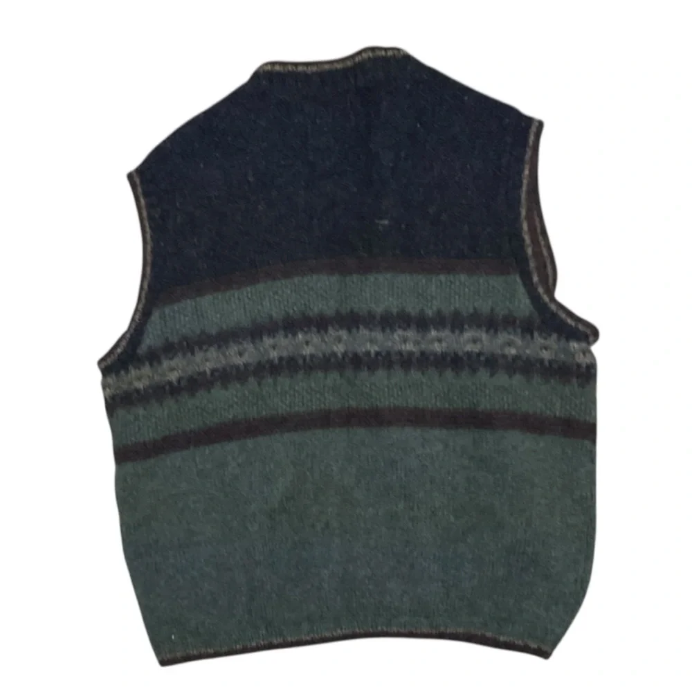 Woolrich navy blend gear