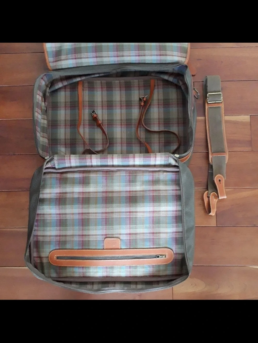 Mulberry tan durable