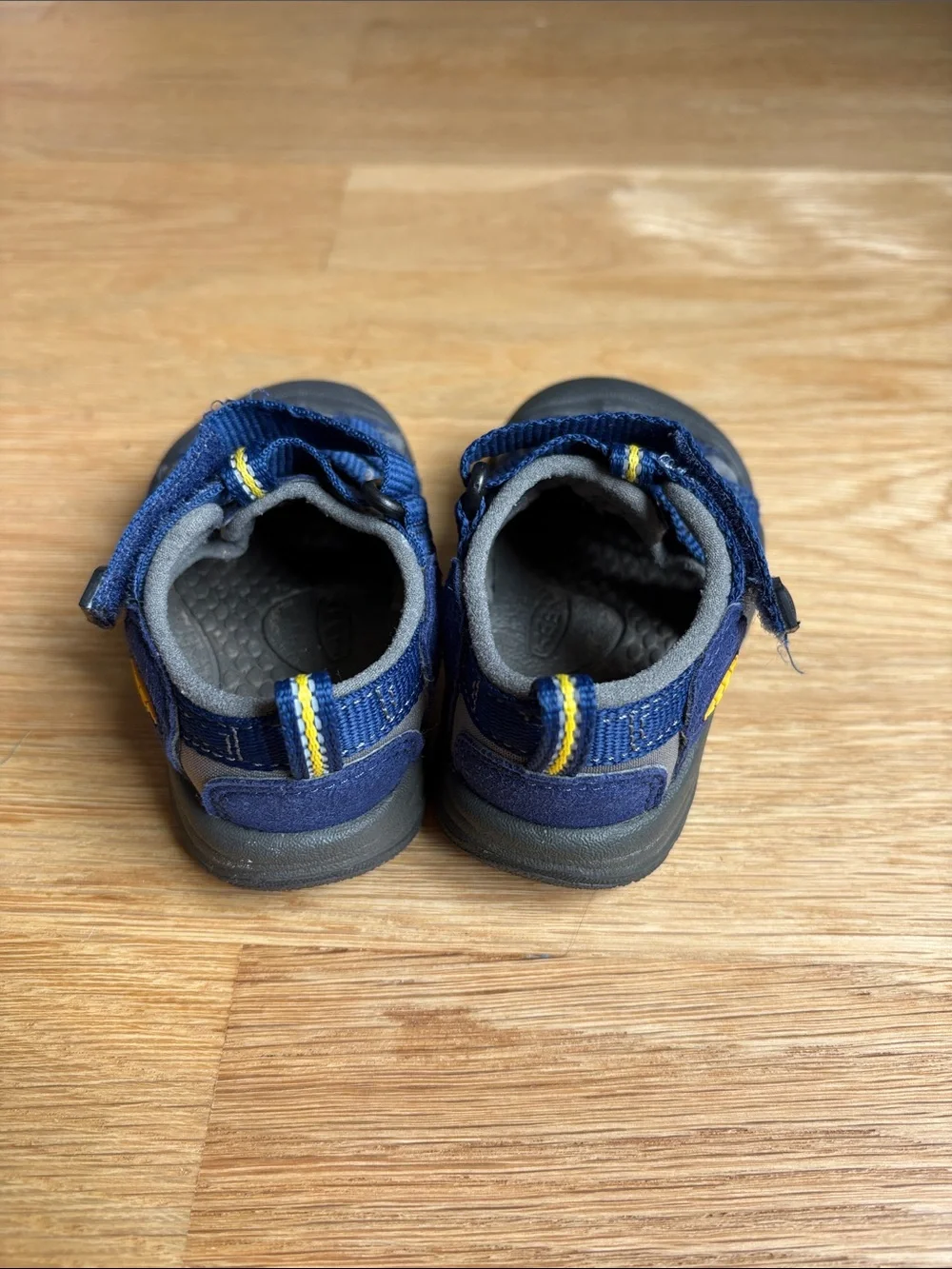 Keen sandals padded kids