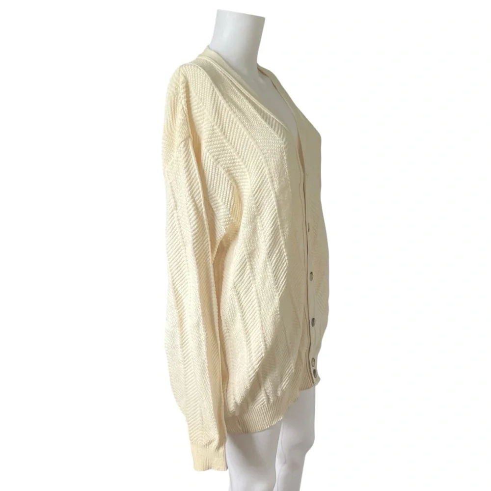 Vintage comfortable button