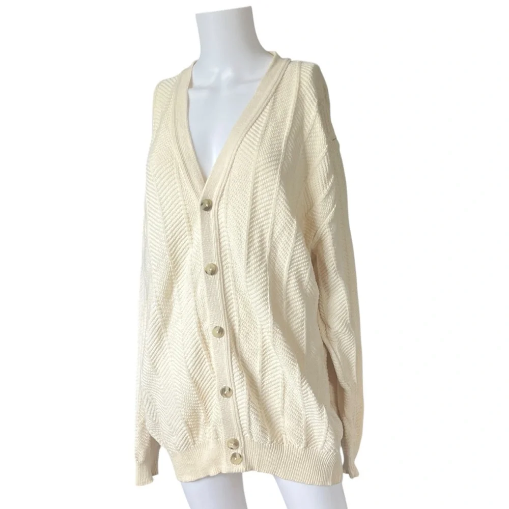Vintage comfortable button