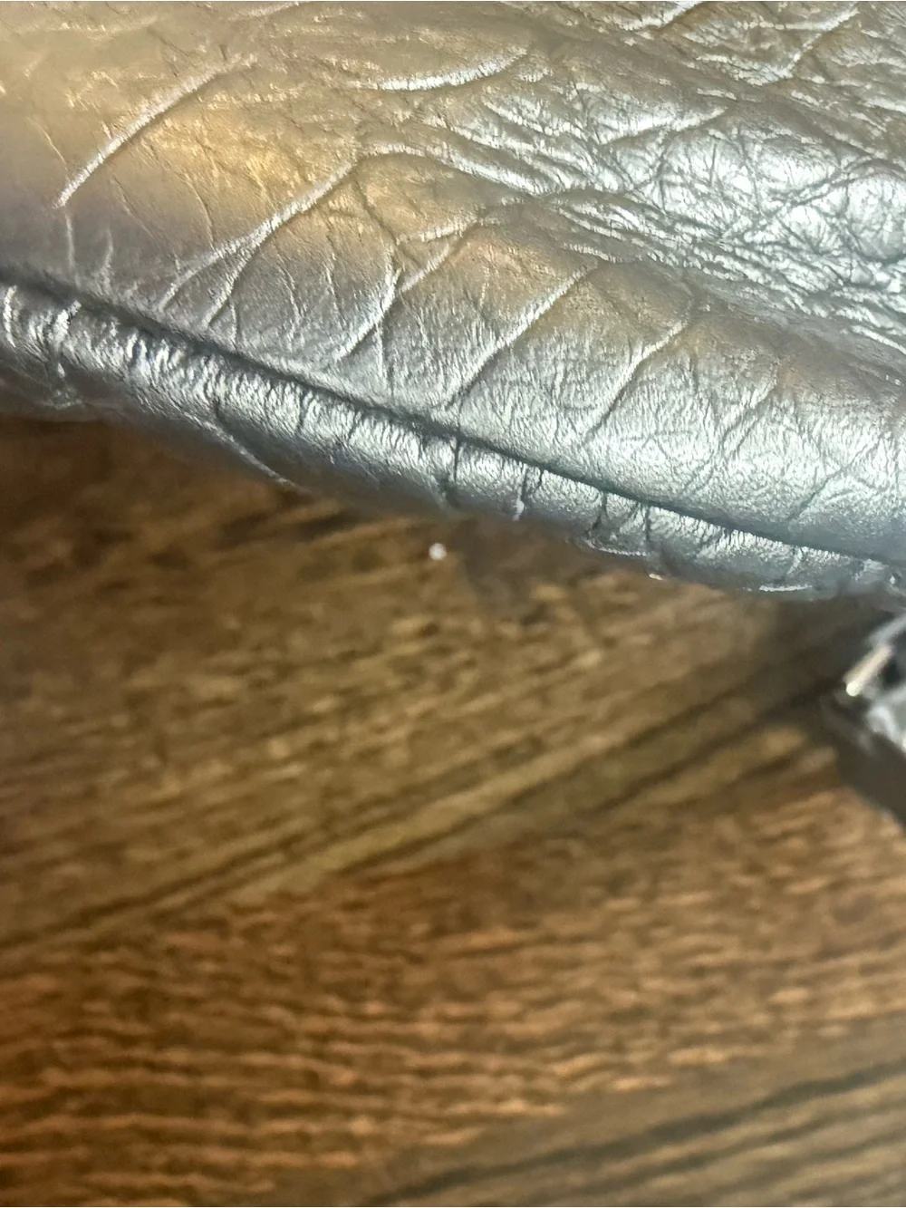 CHANEL wear leather metallic