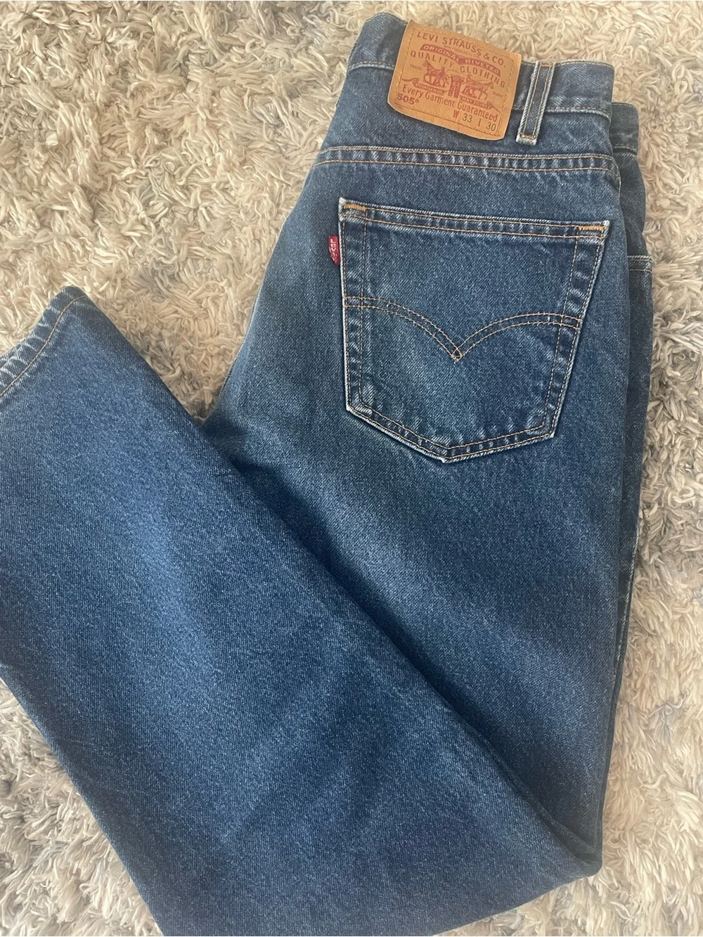 Levi's Men's 505 Straight Dark Blue Denim Jeans. 33/30 size