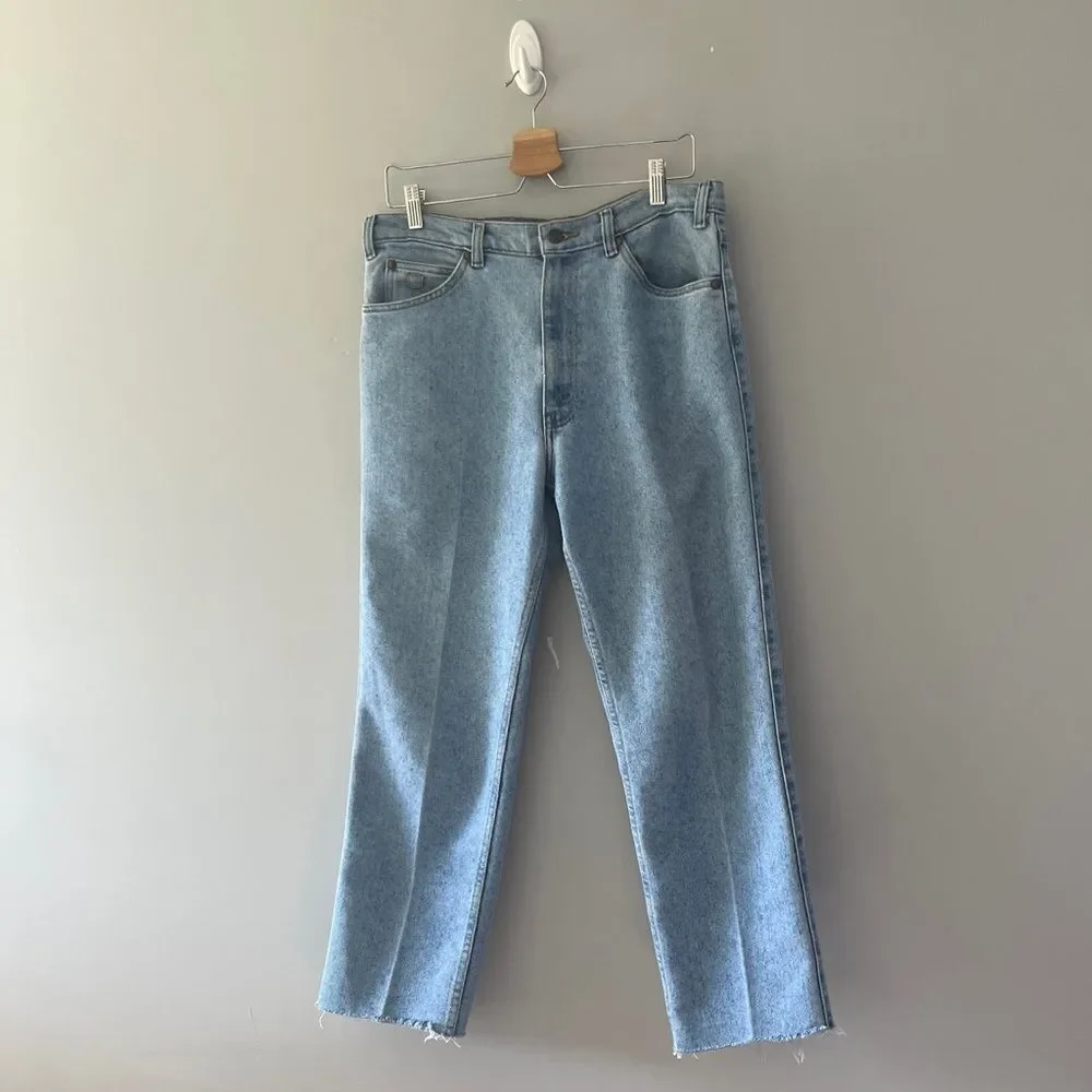 Vintage 80s 90s Levi’s White Tab Relaxed Fit Jeans Acid Wash Tapered Leg Size 34
