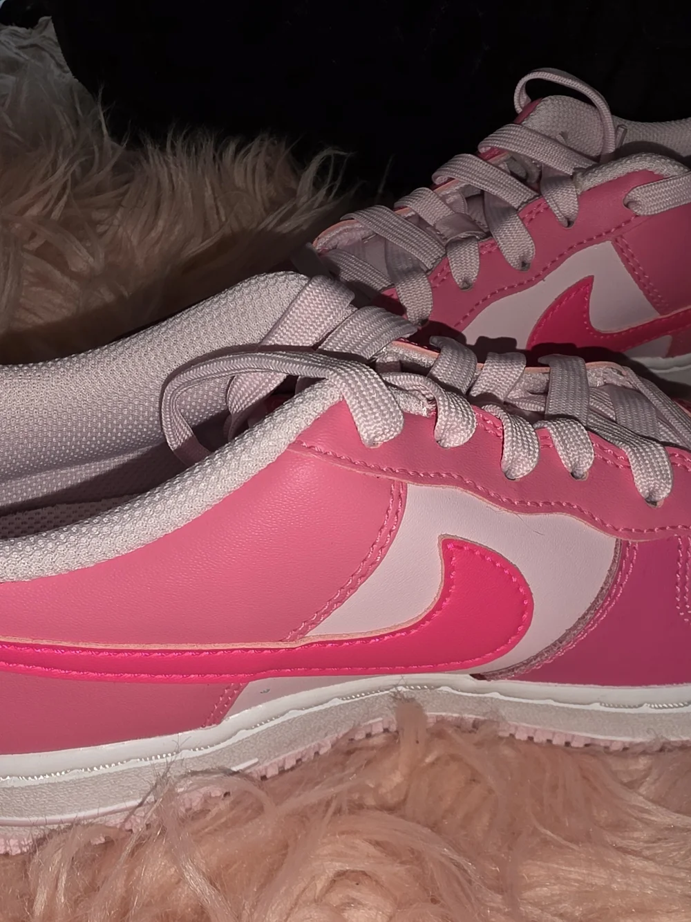 Kids Pink Low-Top Sneakers - Bright Pink/Light Pink