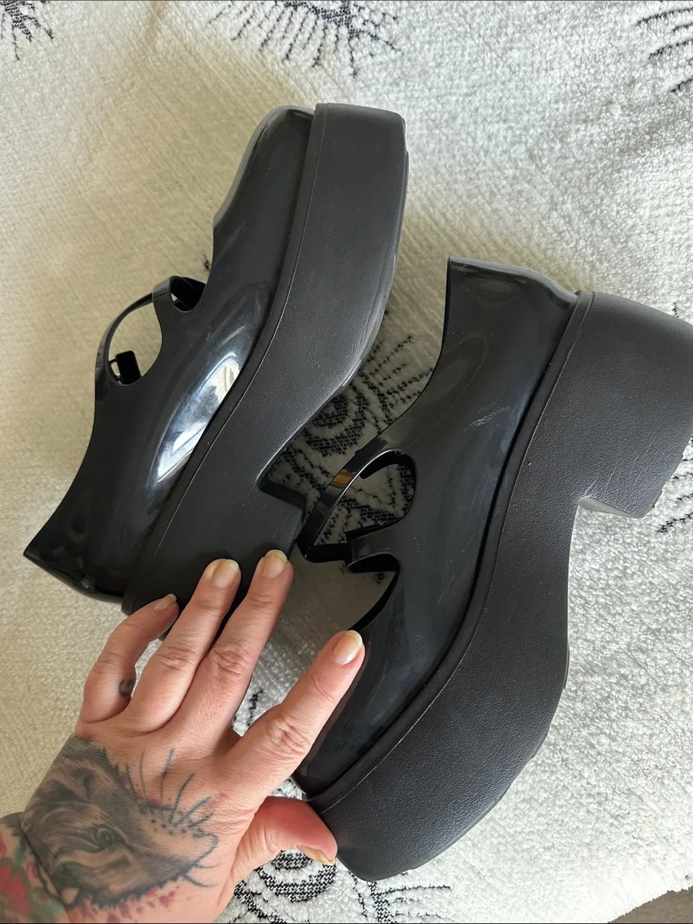 Melissa brand Farah shoes size 9