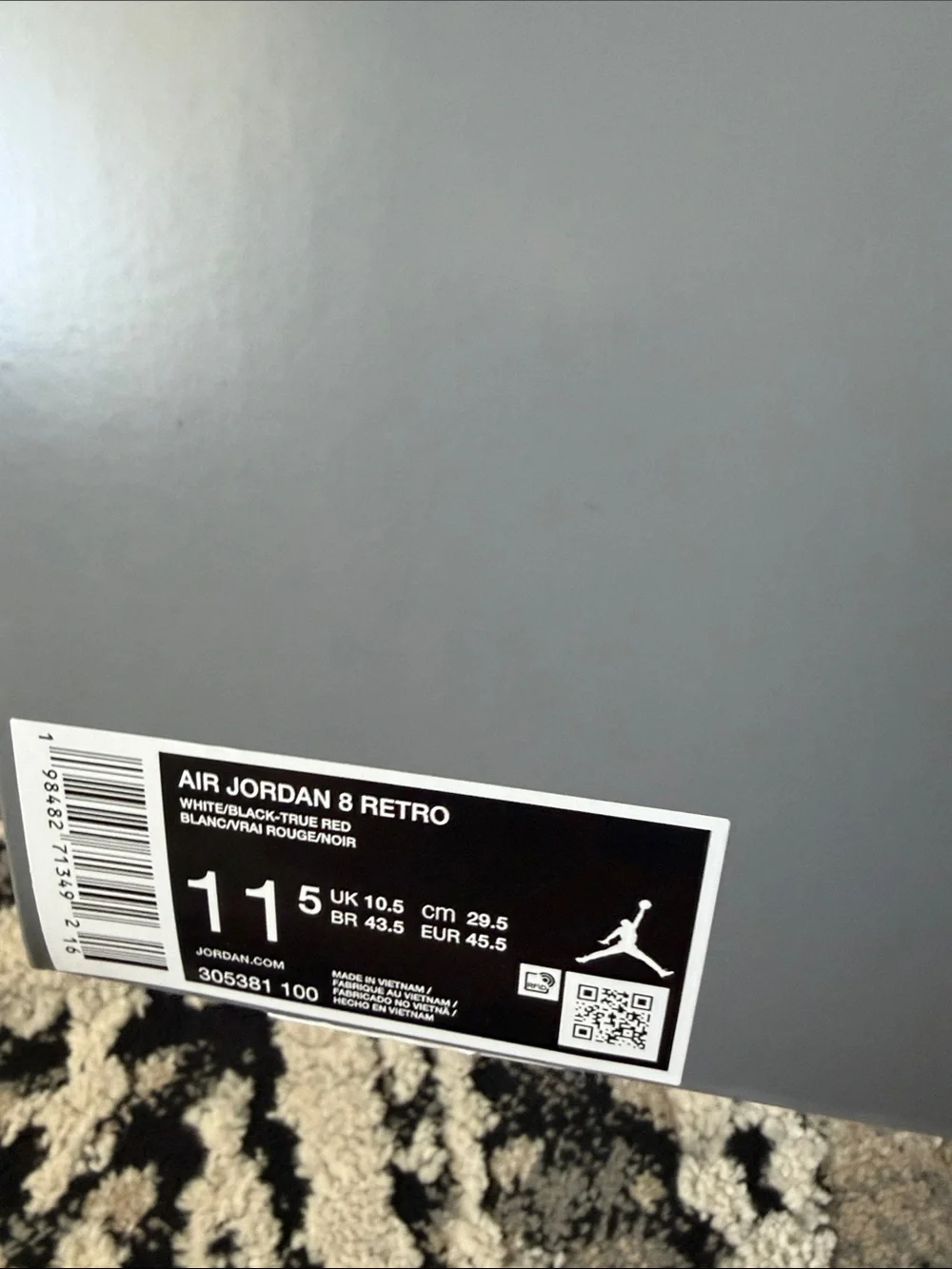 Jordan classic silhouette