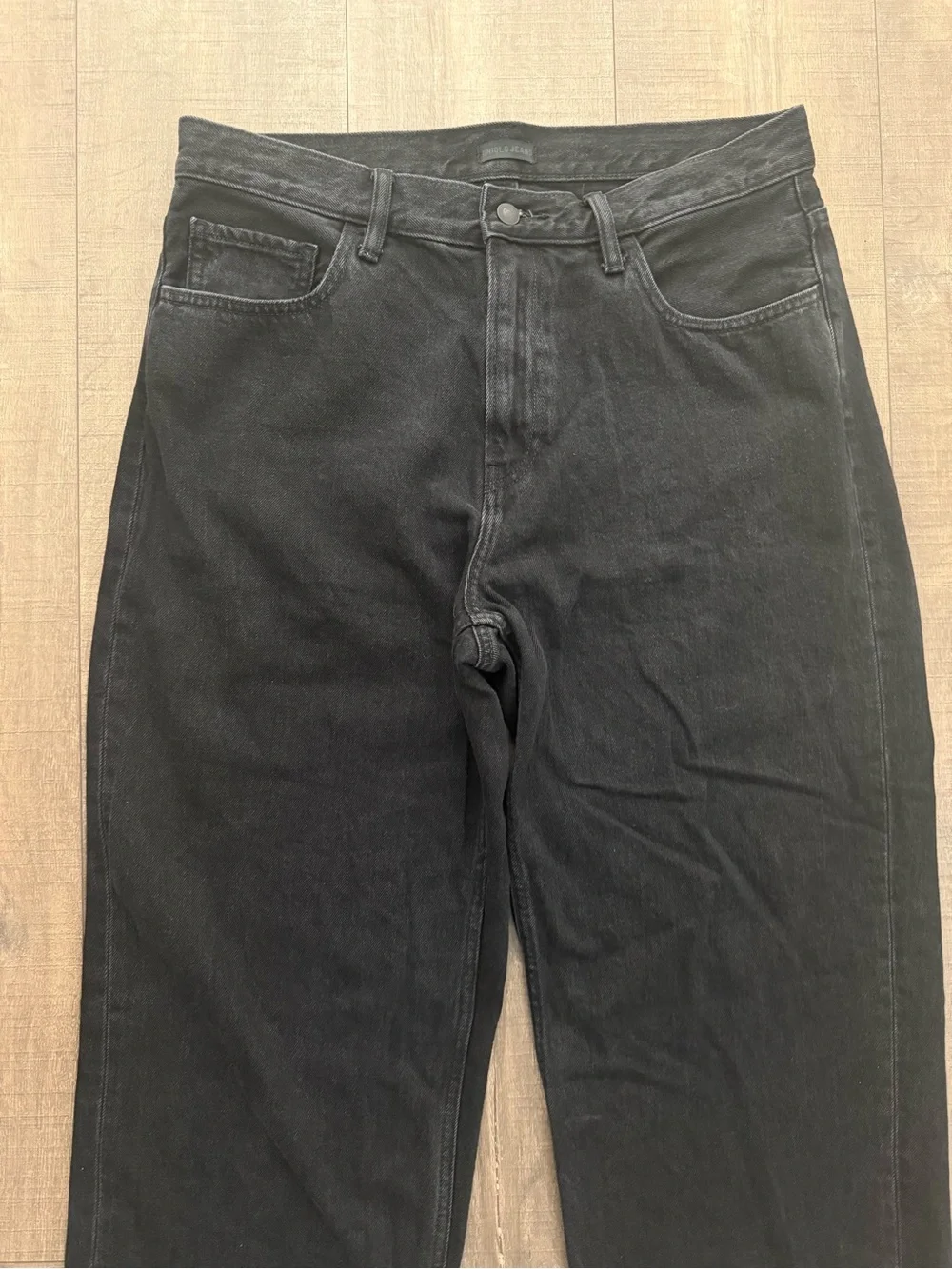Uniqlo black baggy
