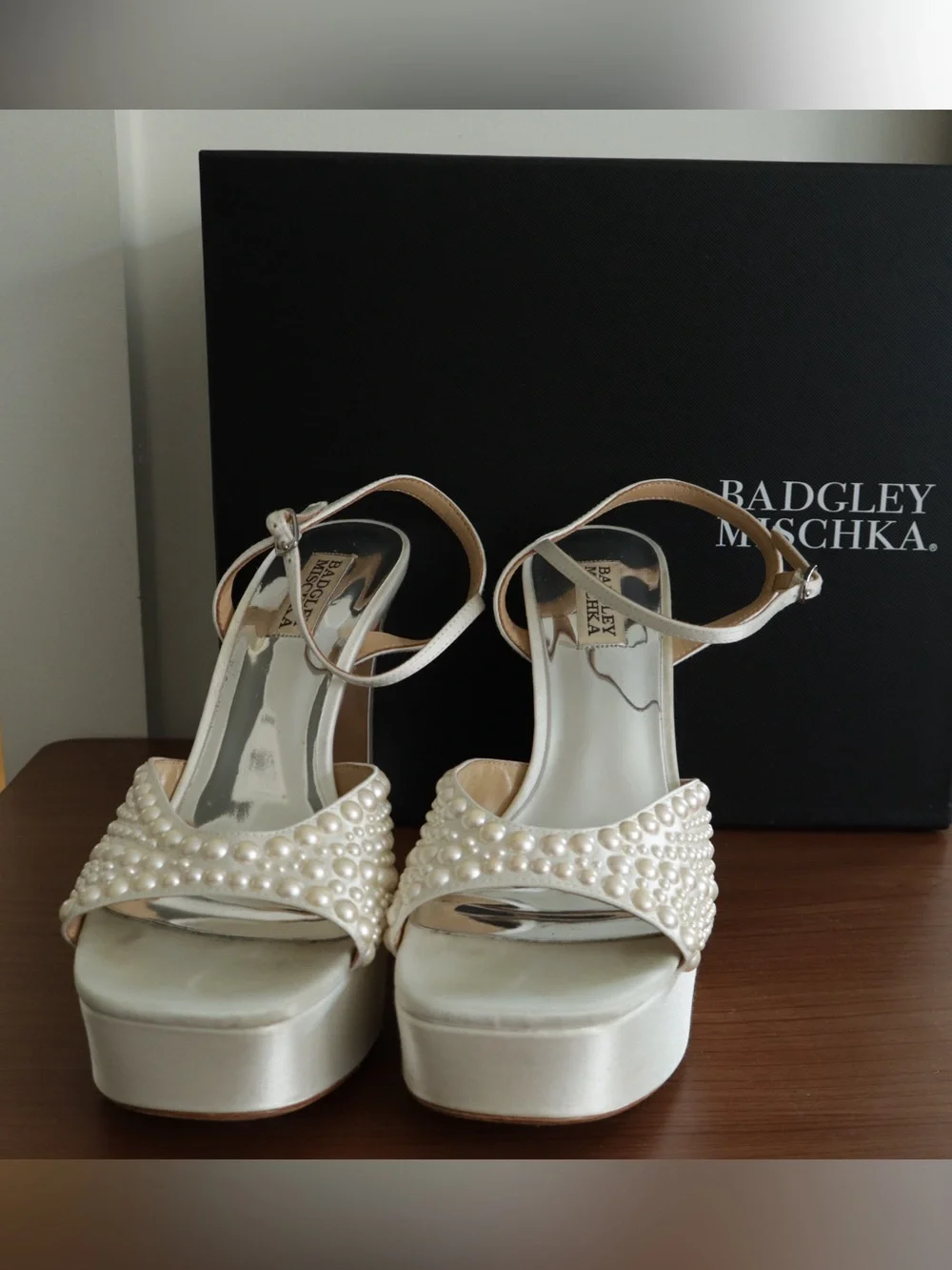 Badgley Mischka White Pearl Platform Sandal