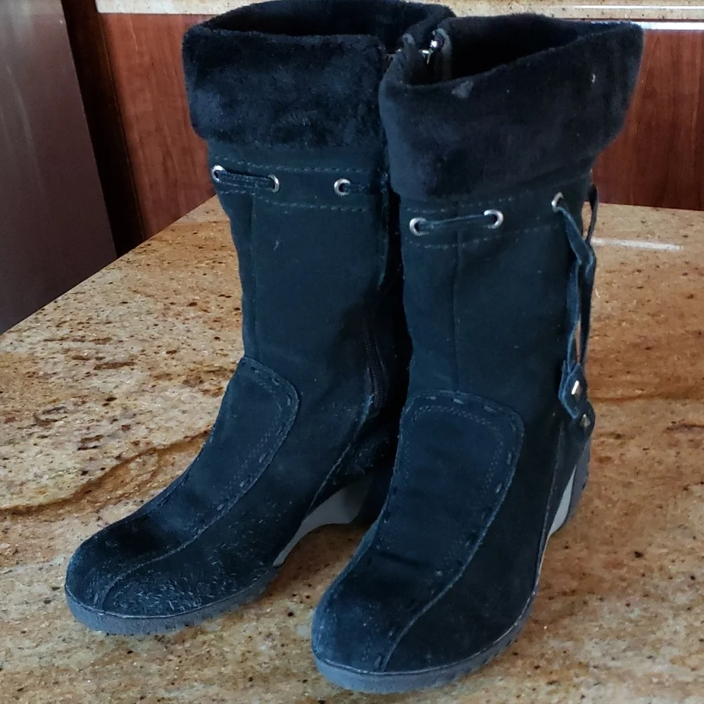 KHOMBU ALLANA SUEDE LEATHER WINTER BOOTS LINED SIDE ZIPPER SIZE 7M BLACK