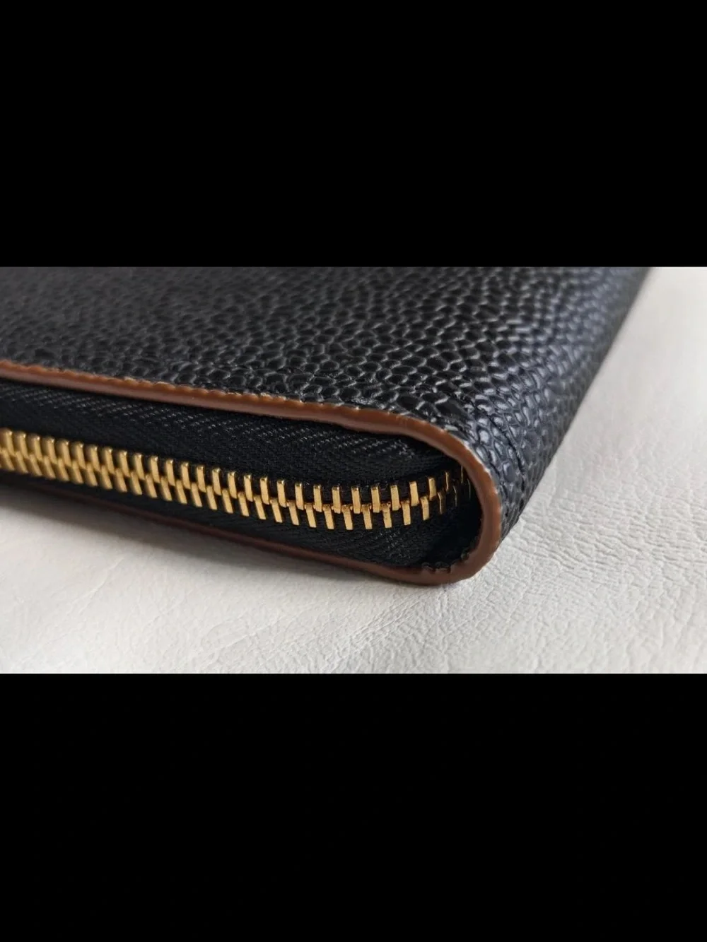 Mulberry Black Pebbled Leather Laptop Folio with Tan Trim