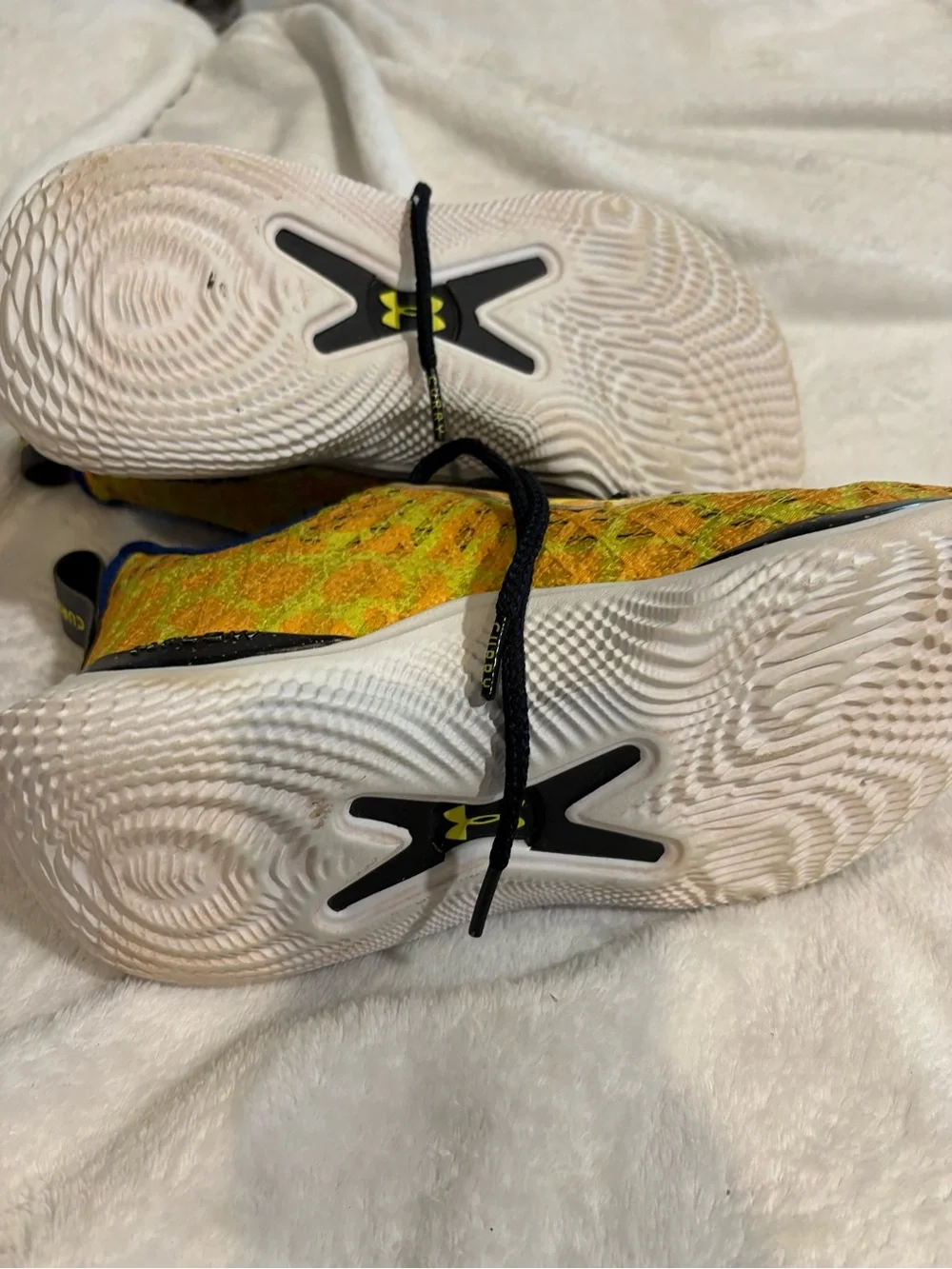 Under Armour yellow sporty