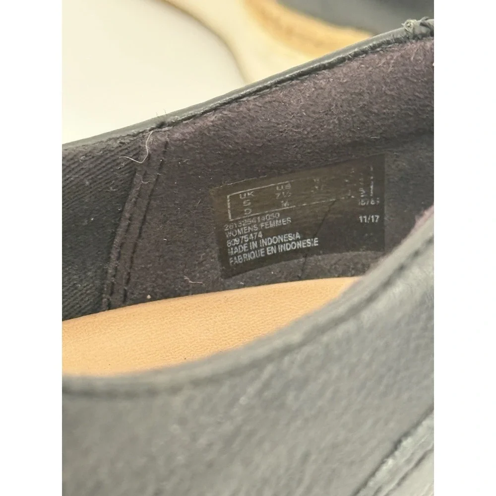 Clarks product pair
