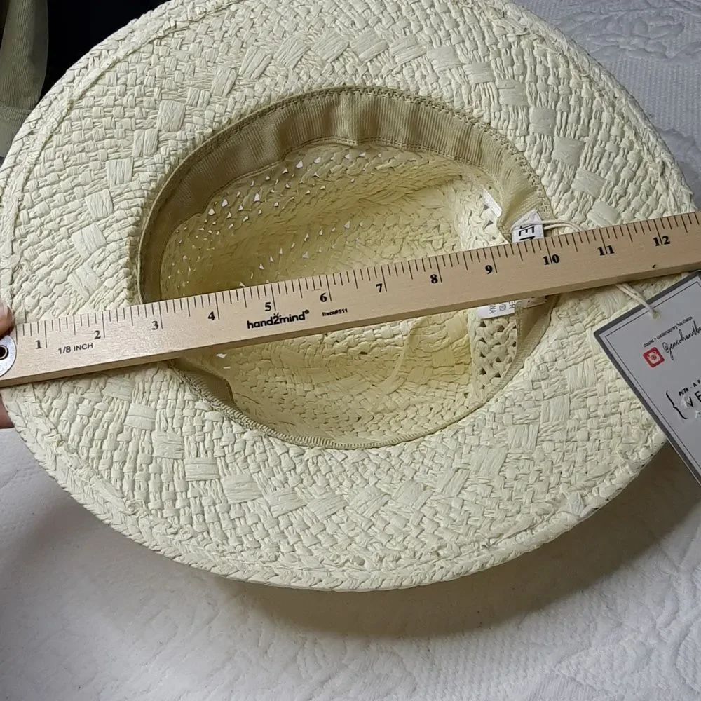 Jen&Co. nwt paper