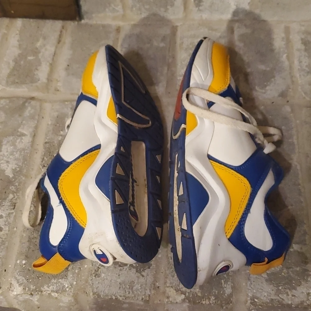 Champion sneakers shoes size 5.5 has flaws yellow blue white Dennis shoes