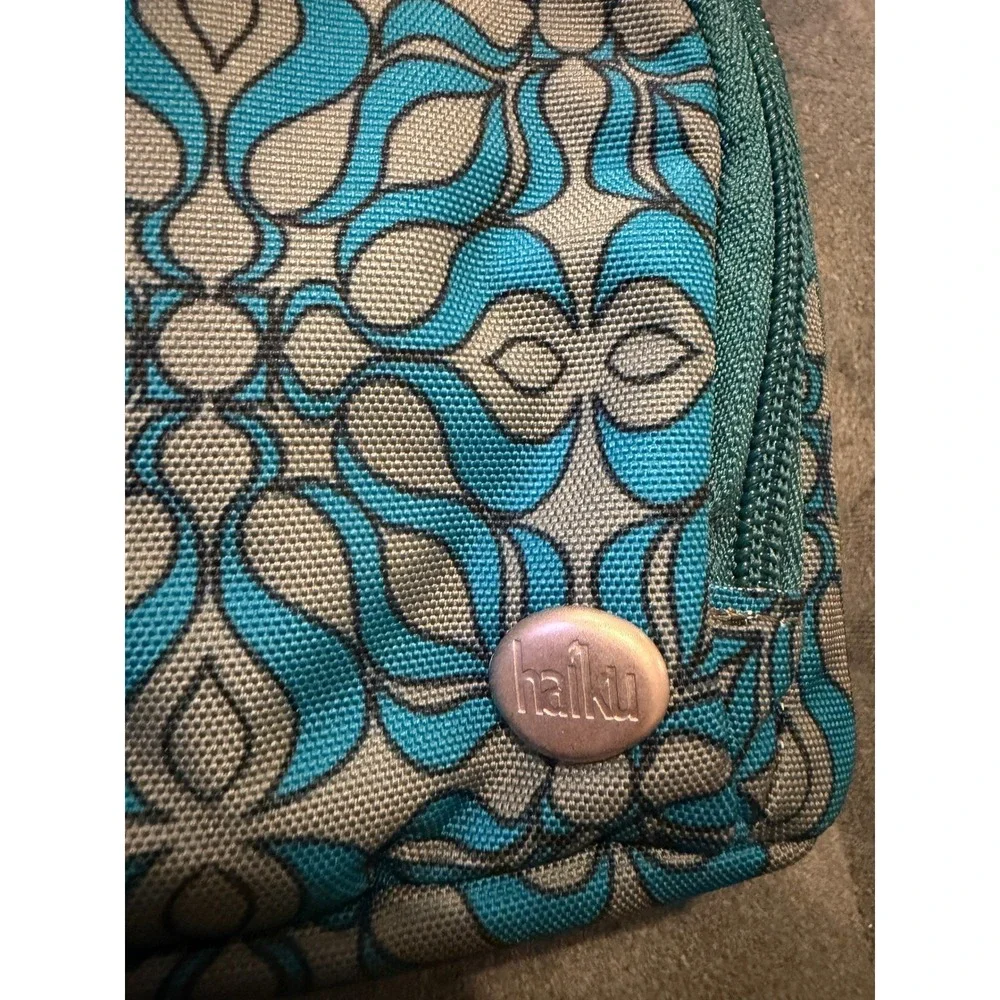 Haiku Pouch Teal Blue Gray Geometric Pattern Wallet Organizer Strap