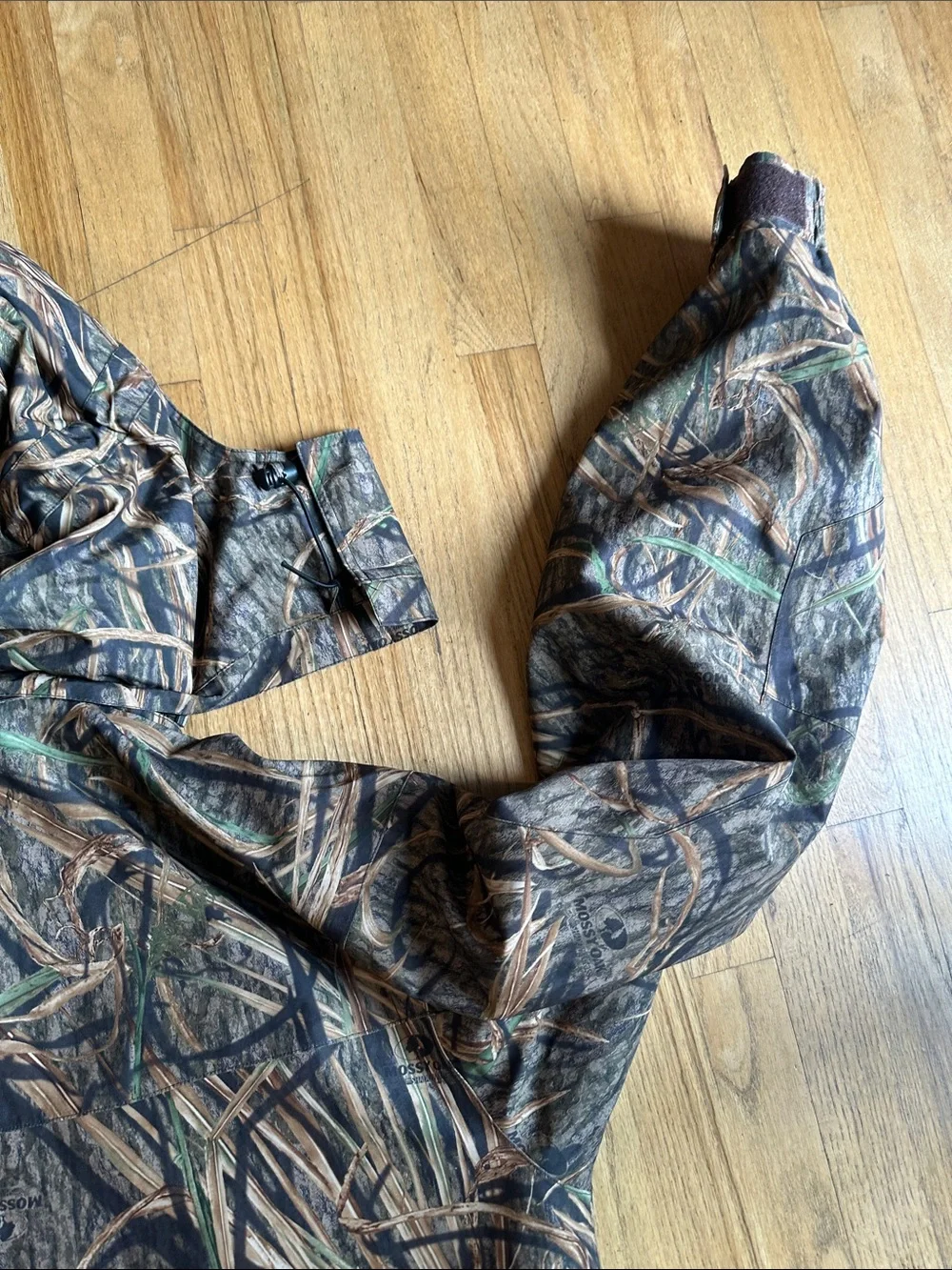 Cabela's hem casual