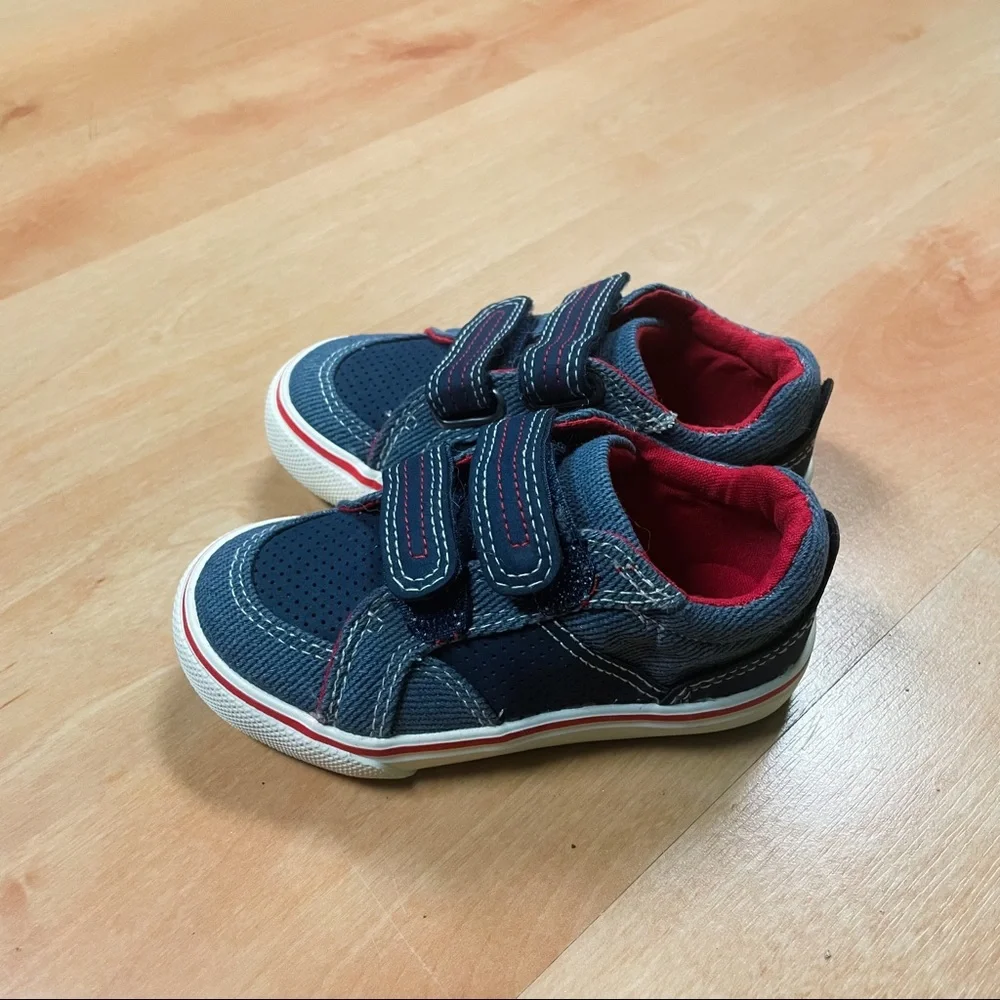 Roebuck & Co. navy rubber